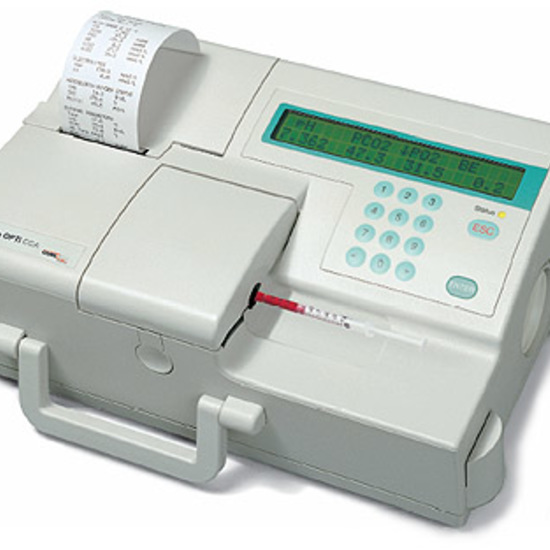 Мобильный анализатор газов крови и электролитов OPTI CCA